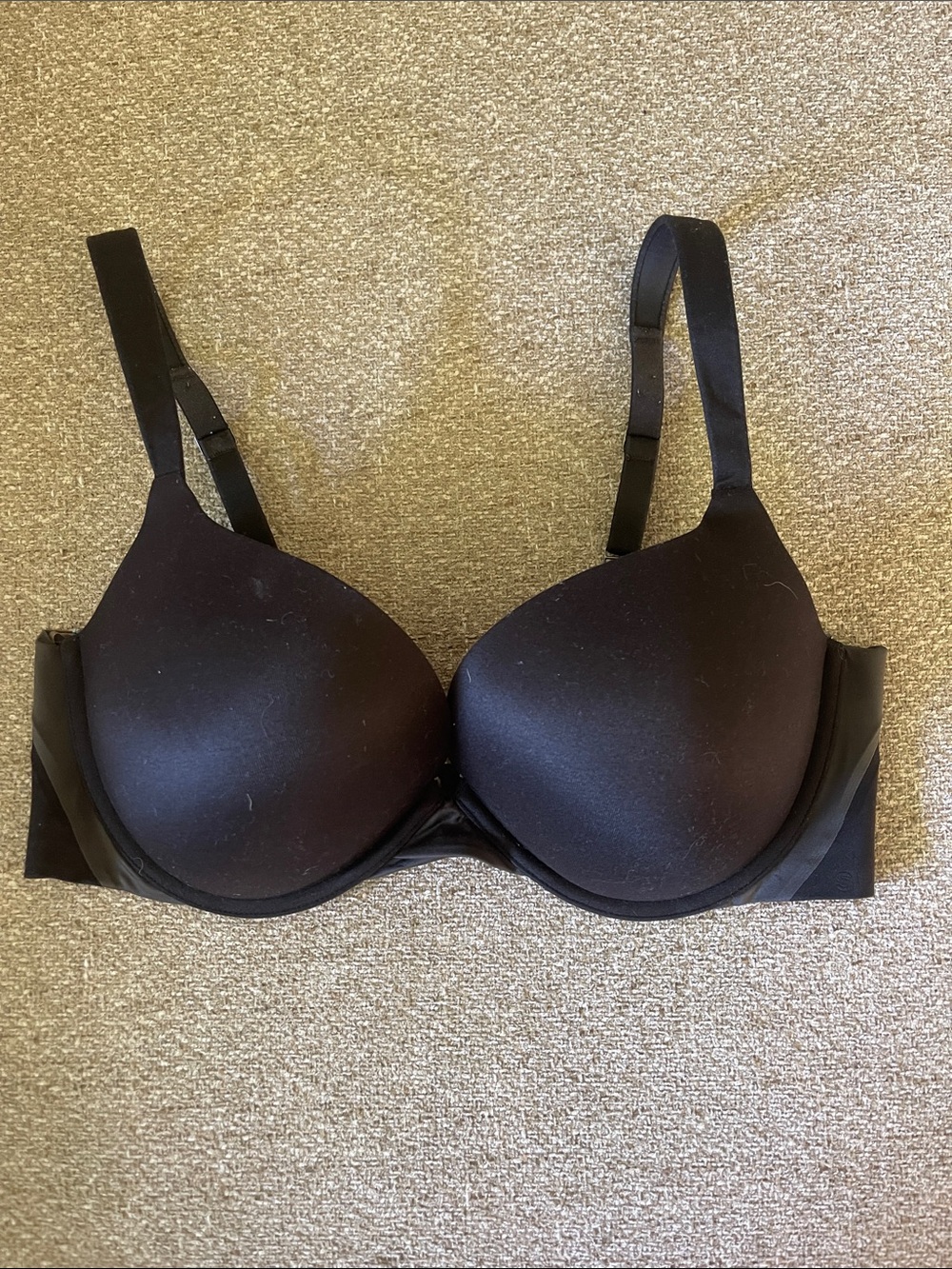 SPANX Black Smooth Molded Underwire Bra